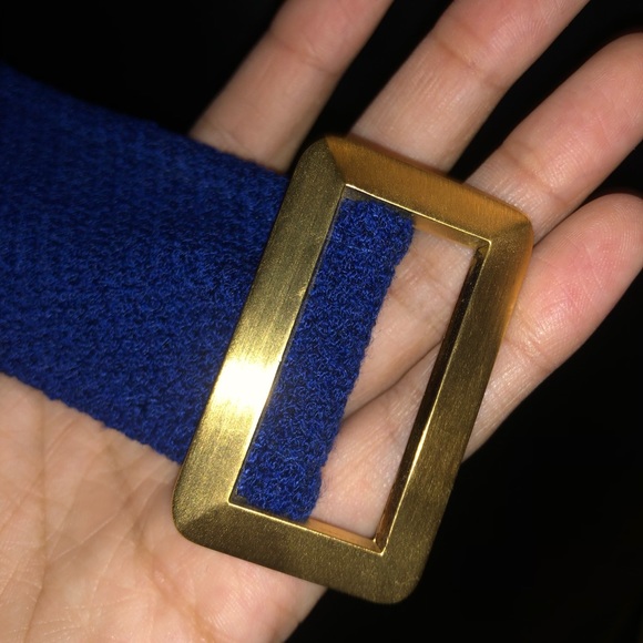 St. John Blue Zip-Up Shawl - Picture 6 of 6